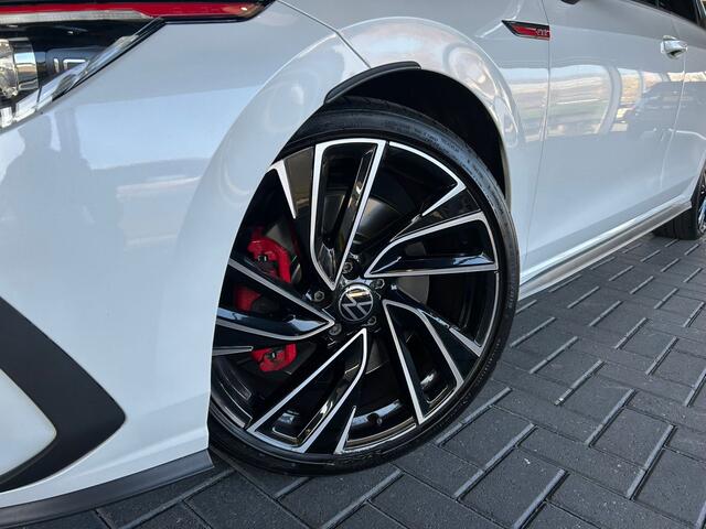 Volkswagen GOLF 2.0 TSI GTI DSG Panodak / IQ / DCC / Harman Kardon /Stoel-/stuurverwarming Keyless entry / Spiegelpakket