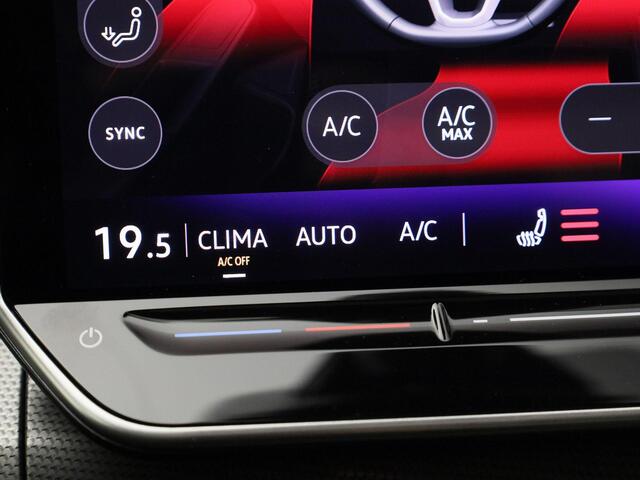 Volkswagen GOLF 1.5eTSI/150PK Style DSG edition 50 · Panoramadak · Camera · Apple/Android Car Play · Head-up Display · Navigatie · Massagefunctie · Garantie tot oktober 2026