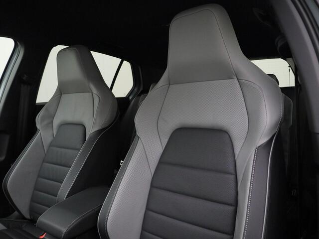 Volkswagen GOLF 1.5eHybrid 200kW/272PK GTE · Leder · Trekhaak · Apple/Android Car Play · 360°Camera · Elektrische stoelverstelling · Garantie tot 01-02-2030 of 100000km.