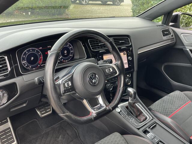 Volkswagen GOLF 7,5 GTI 2.0 TSI 230pk DSG / Aut. Led Leder/alcantara Pano Virtual 19" 109dkm!!