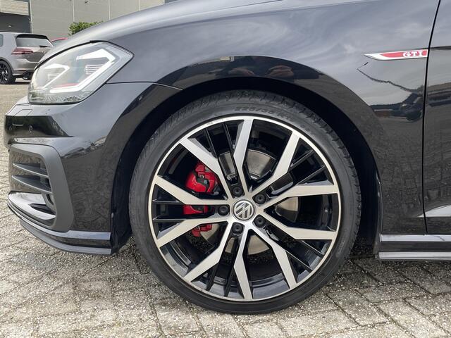 Volkswagen GOLF 7,5 GTI 2.0 TSI 230pk DSG / Aut. Led Leder/alcantara Pano Virtual 19" 109dkm!!