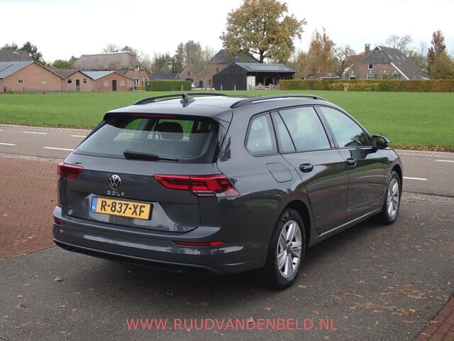 Volkswagen GOLF Variant 1.5TSI Life Business ACC / LED / VIRTUAL / CARPLAY