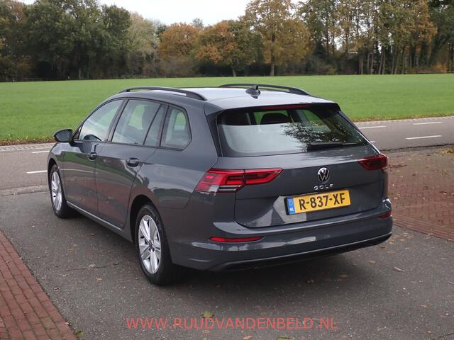 Volkswagen GOLF Variant 1.5TSI Life Business ACC / LED / VIRTUAL / CARPLAY