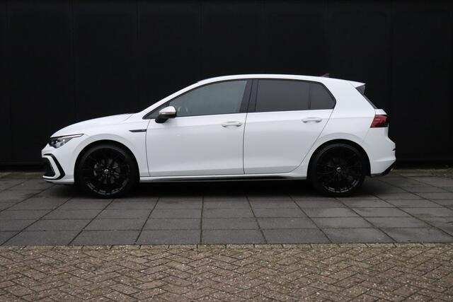 Volkswagen GOLF 1.5 eTSI R-LINE | PDC | NAVI | APPLE CARPLAY | STOEL/STUURVERW. |