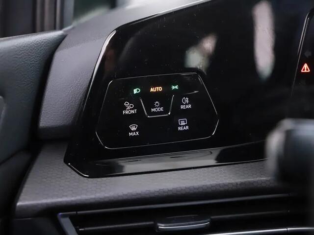 Volkswagen GOLF 1.4 eHybrid GTE 5-drs Hatchb. | IQ | LMV | Winterpakket | Navi | 10-2020 86.289 KM