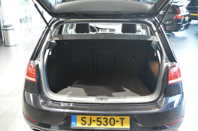 Volkswagen GOLF 1.0 TSI Comfortline clima cruise navi pdc camera 18 inch !!