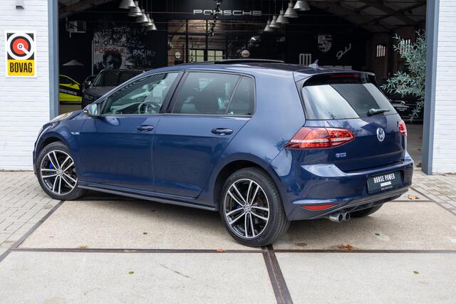 Volkswagen GOLF 1.4 TSI GTE Connected Series *Pano | ACC | Navi | Clima | Blindspot | Camera | Apple Carplay | Afn. Trekhaak | Stoelverwarming*