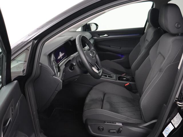 Volkswagen GOLF 1.4 eHybrid Style | Stoelverwarming | Massage | Carplay | Sfeerverlichting | Navigatie | Memory | Adaptive cruise | Full LED | Parkeerhulp | Getint glas | PHEV | Plug In