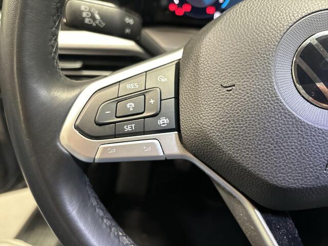 Volkswagen GOLF 1.0 TSI 110pk Life · Apple/Android Car Play · Navigatie · P-Sensoren · Sfeerverlichting · 16'' Inch · Garantie t/m 20-01-2027 of 100.000km