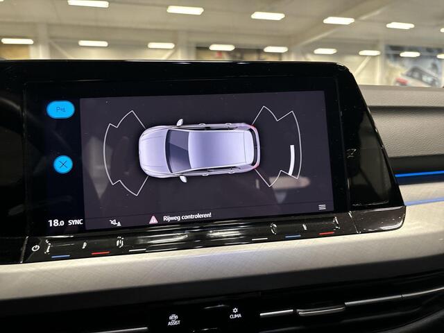 Volkswagen GOLF 1.0 TSI 110pk Life · Apple/Android Car Play · Navigatie · P-Sensoren · Sfeerverlichting · 16'' Inch · Garantie t/m 20-01-2027 of 100.000km