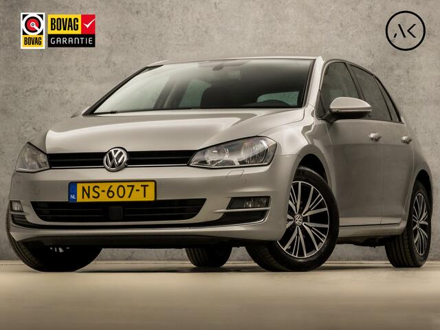 Volkswagen GOLF 1.2 TSI Sportline Automaat (NAVIGATIE, CLIMATE, STOELVERWARMING, LM VELGEN, SPORTSTOELEN, GETINT GLAS, ADAPTIVE CRUISE, PARKEERSENSOREN, NIEUWSTAAT)