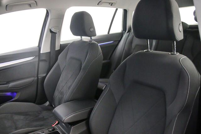 Volkswagen GOLF Variant Life Business 2.0 TDI 115pk Adaptive cruise control, Navigatie, Stuurwiel verwarmd, Airco, Parkeersensoren, DAB, Stoelverwarming, App connect, LED verlichting