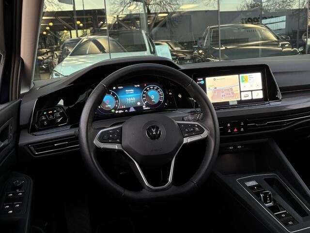 Volkswagen GOLF 1.4 eHybrid Style Memory Seats | Panoramadak
