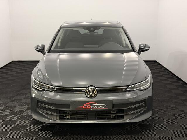 Volkswagen GOLF 1.5 TSI Life Business Clima, Apple carplay, Parkeersensoren, Stoelverwarming, Sfeerverlichting, Led, Keyless start, 2 jaar garantie