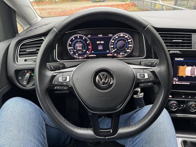 Volkswagen GOLF 1.0 TSI Highline R-LINE-VIRTUAL-CLIMA