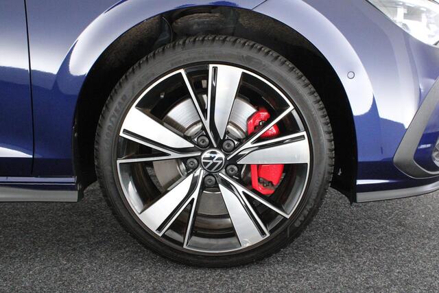 Volkswagen GOLF 1.4 245pk eHybrid GTE Trekhaak Camera Keyless Stoelverwarming Virtual Cockpit Navigatie