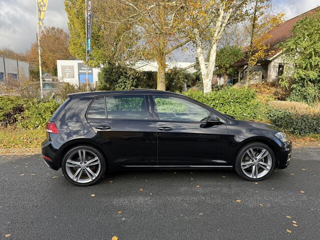Volkswagen GOLF 1.5 TSI DSG 150PK R-LineoPanooNavioCamera