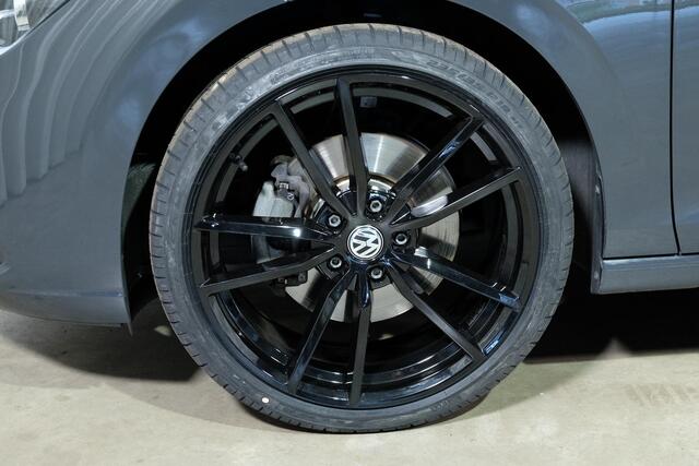 Volkswagen GOLF 1.4 eHybrid Style Let op 19 " velgen netto meerprijs