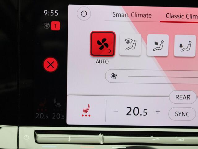 Volkswagen GOLF 1.5TSI/130PK Style · Panoramadak · Camera + Parkeersensoren · Apple/Android