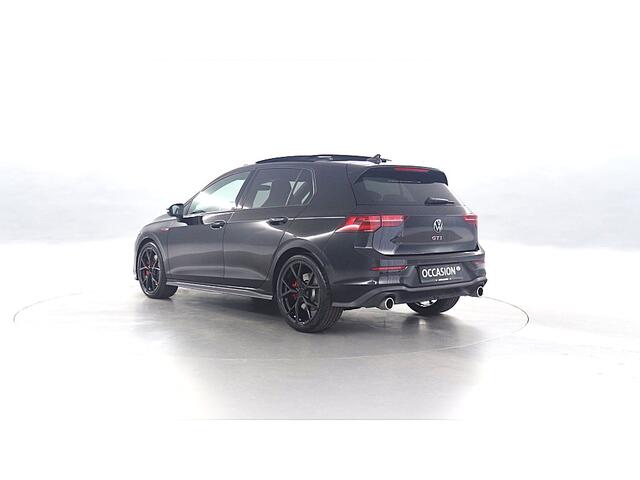 Volkswagen GOLF GTI 2.0 TSI 245pk / Panoramadak / Head Up / Travel Assist