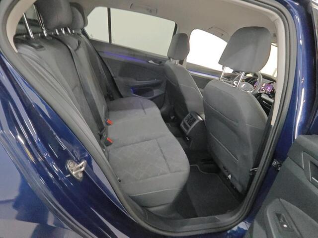 Volkswagen GOLF 1.0 TSI Life / CAMERA/ PARK. SENSOREN/ APP CONNECT/ ADAPT. CRUISE/ DIGITAL DASHBOARD/ LED/ CLIMA/ NAVI/