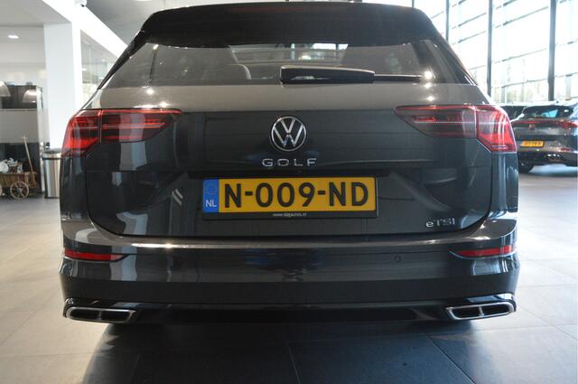 Volkswagen GOLF 1.5 eTSI 3X R-LINE navi pano camera trekhaak 18 inch 150 pk !!