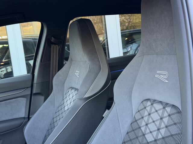 Volkswagen GOLF Variant 1.5 eTSI R-Line | Trekhaak | Camera | Stoel & stuurverwarming