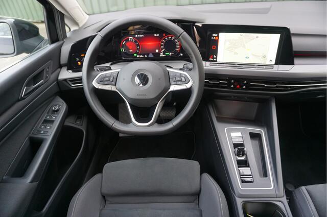 Volkswagen GOLF 1.4 eHybrid Style PHEV + Carplay/ Camera/ Memory Stoelen/ Virtual Cockpit/ Garantie!