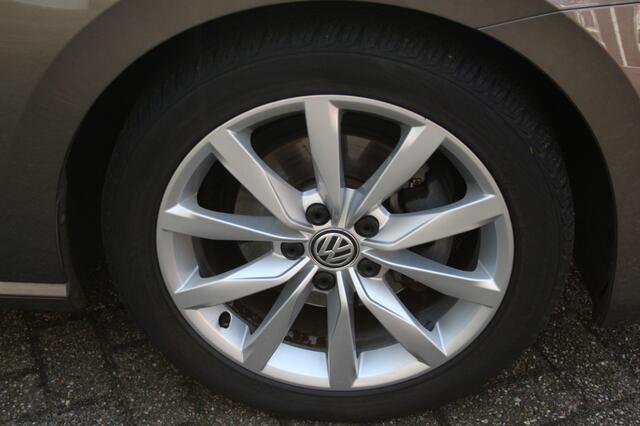 Volkswagen GOLF Sportsvan 1.4 TSI Highline, Wegdraaibare trekh, Navi, Cruise, DAB