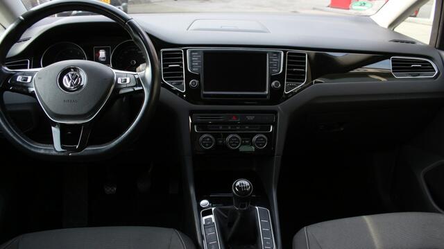 Volkswagen GOLF Sportsvan 1.4 TSI Highline, Wegdraaibare trekh, Navi, Cruise, DAB