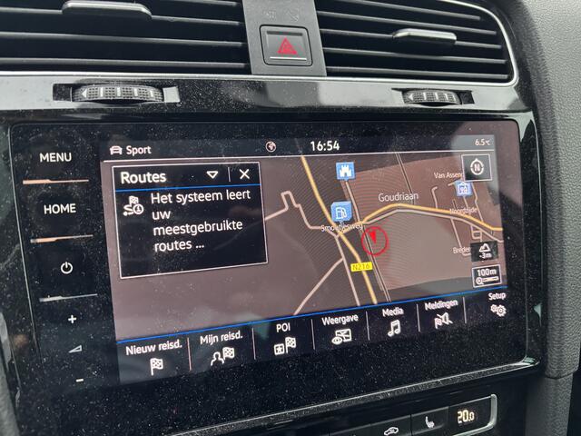 Volkswagen GOLF 5DRS 1.5 TSI R-Line Automaat Full LED / Panoramadak / Digi-dash