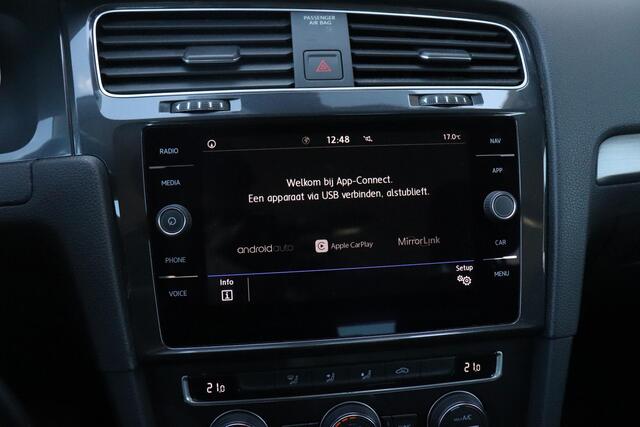 Volkswagen GOLF 1.0 TSI Comfortline | NAVI | LMV | CLIMA | PDC |