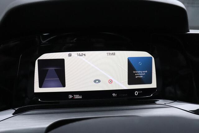 Volkswagen GOLF 1.5 TSI Style | MEMORY | PANODAK | HEAD-UP | CAMERA | NAVI | CRUISE |