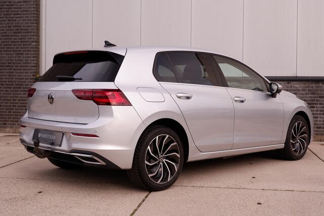 Volkswagen GOLF 1.4 eHybrid Style PHEV | Elek. Trekhaak | Q-Light | Carplay | Memory | Navi | Sfeerverlichting