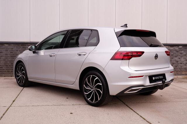 Volkswagen GOLF 1.4 eHybrid Style PHEV | Elek. Trekhaak | Q-Light | Carplay | Memory | Navi | Sfeerverlichting