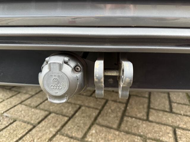 Volkswagen GOLF 1.0 eTSI Life Business | Trekhaak