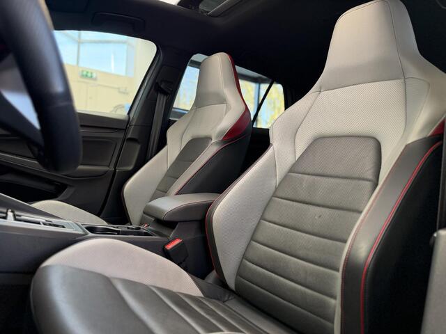 Volkswagen GOLF 2.0 TSI GTI Clubsport Leder / Pano / Cam