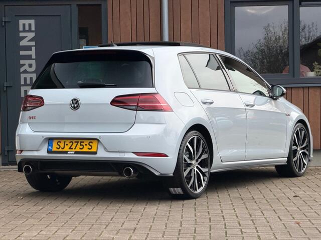 Volkswagen GOLF 2.0 TSI GTI PERF. Pano Honeyco. Camera 19'' Dynaudio Ori NL!