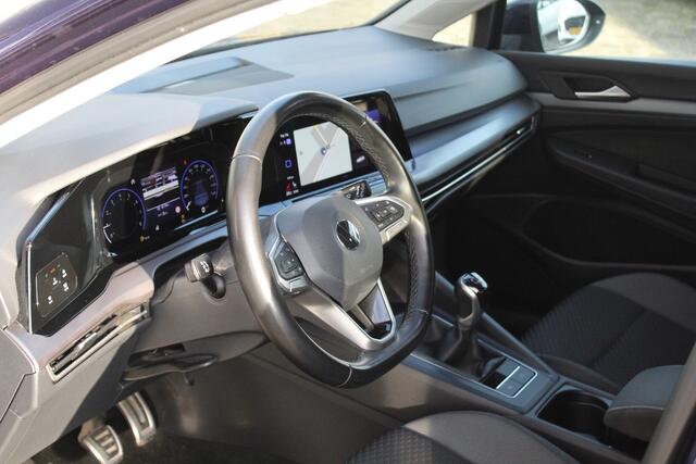 Volkswagen GOLF 1.0 TSI Life Business