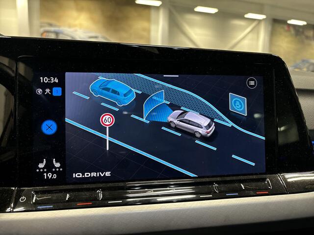 Volkswagen GOLF Variant 1.0 110pk eTSI DSG Life · Camera · Keyless · Apple/Android Car Play · Elek. Trekhaak · Navigatie · P-Sensoren · 16'' Inch · Garantie t/m 13-06-2027 of 100.000km