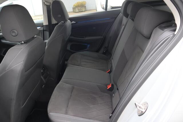 Volkswagen GOLF 1.0 TSI Life Business