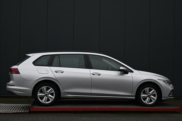 Volkswagen GOLF Variant 1.0 TSI Life