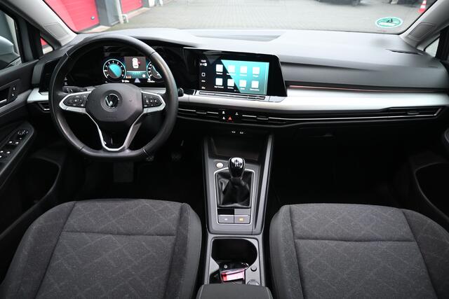 Volkswagen GOLF Variant 1.0 TSI Life