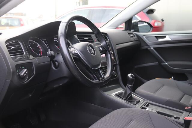 Volkswagen GOLF 1.0 TSI Comfortline, Adaptive Cruise, Carplay, Navi