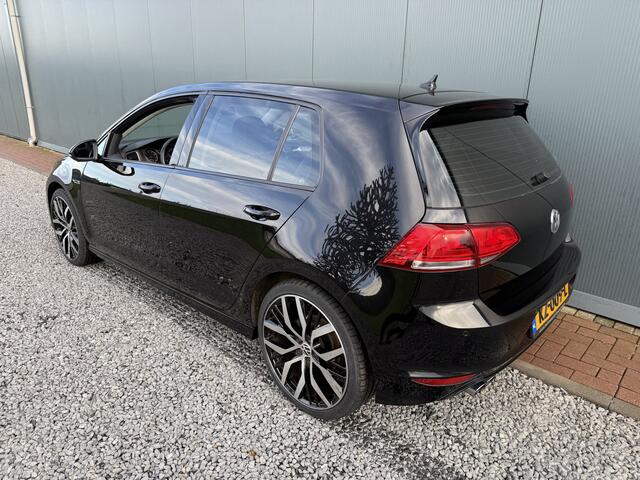 Volkswagen GOLF 1.4 TSI 150pk ACT Business Edition R Connected 5-drs