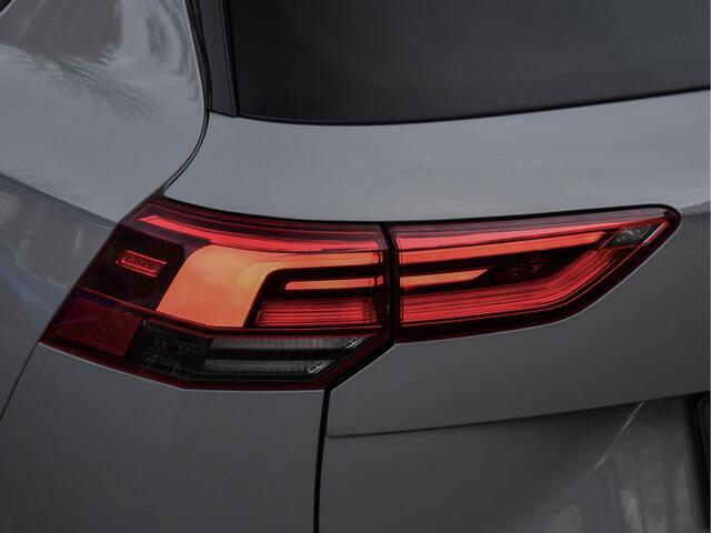 Volkswagen GOLF Variant 1.0 TSI 111PK Life ACC Virtual Sfeerverl. Stoel/Stuurverw. CarPlay/Android Auto Elektr. Achterklep