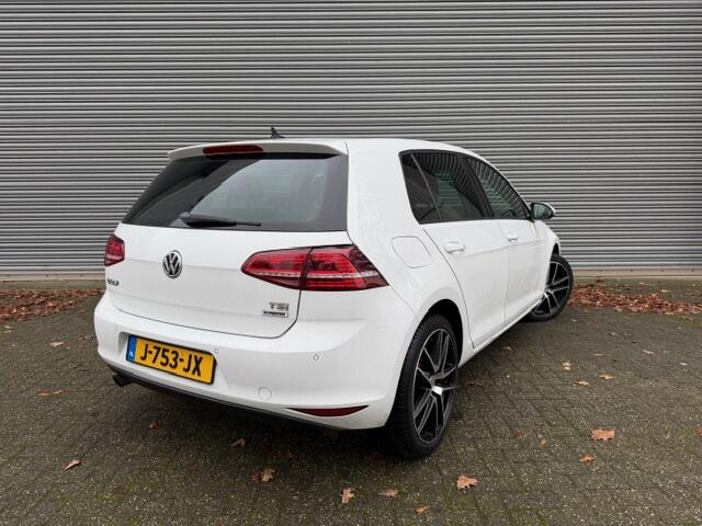 Volkswagen GOLF 1.2 TSI Con. Ser.