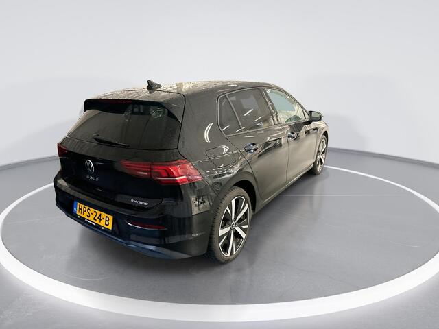 Volkswagen GOLF 1.5 204pk DSG eHybrid Life Edition · Camera · Keyless · Parkeer Assistent · P-Sensoren · Sfeerverlichting · 18'' Inch · Garantie t/m 27-05-2029 of 100.000km