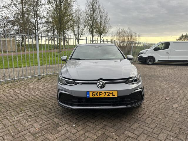 Volkswagen GOLF 1.5 eTSI R-Line Business