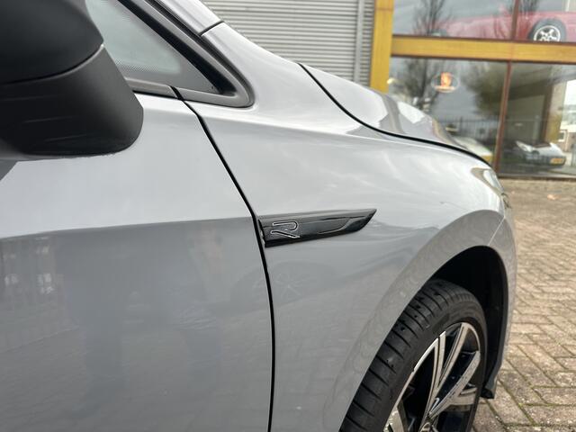 Volkswagen GOLF 1.5 eTSI R-Line Business